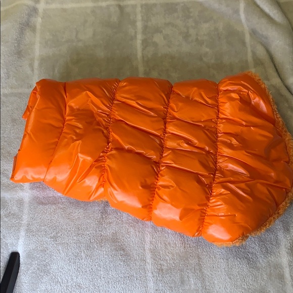 Pet puffer coats med and large only left - Picture 1 of 7